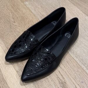 Gianni Bini Black Croc-Textured Pointed Flats